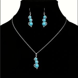 Silver and Turquoise spiral look  bead necklace and earrings set